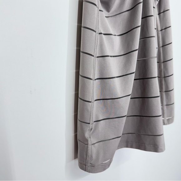 Athleta Gray Sheer Stripe Muscle Tank Athletic Work Out Tank Size XXS - Picture 8 of 16
